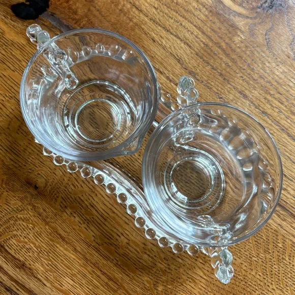 Candlewick Sugar and Creamer set with matching underplate! - Picture 2 of 9